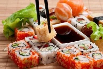 Fajta sushi tekercsek és mik a fotó és összetétele (tekercs) Fajta sushi tekercsek és mik a fotó és összetétele