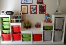 Játékok tárolására a gyerekszoba, IKEA, doboz az elemek és szekrény rendszer a saját kezét, ötletek, mint