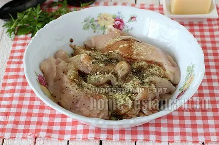 Rakott csirke és gomba „virág”