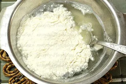 A puding kenyeret a kemencében - egy egyszerű recept a fehér kenyér (kenyér) A puding kenyeret a kemencében - egy egyszerű recept a fehér kenyér