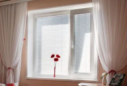Védelem a nap az ablakon 4 módja, hogy megvédjék magukat a fény