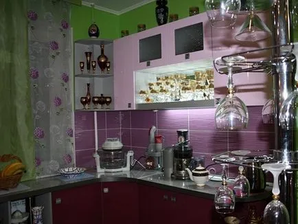 Zöld konyha, színkombinációval, fotó, konyha tervezés, belsőépítészet, javítás, fotók