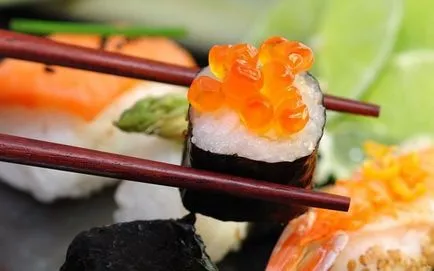 Hogyan enni pálcikával sushi Hogyan enni pálcikával sushi
