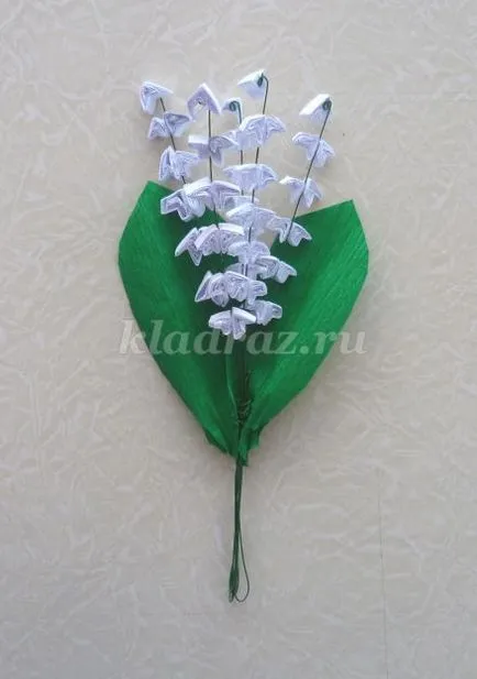 Hogyan készítsünk egy liliom a papír