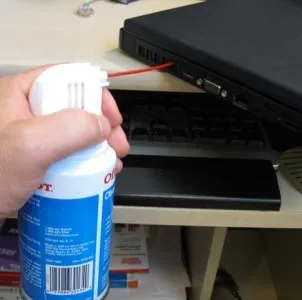 Hogyan tisztítható a laptop Hogyan tisztítható a laptop