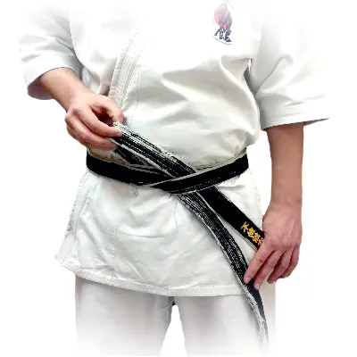 Karate öv, mint egy nyakkendő