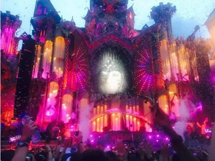 Tomorrowland, mi ez Tomorrowland, mi ez