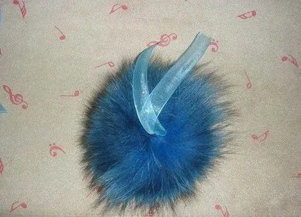 Hogyan készítsünk egy pompom csomagok Hogyan készítsünk egy pompom csomagok