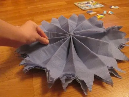 Hogyan készítsünk egy pompom csomagok Hogyan készítsünk egy pompom csomagok