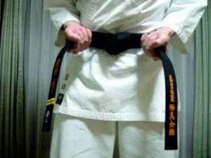 Karate öv, mint egy nyakkendő