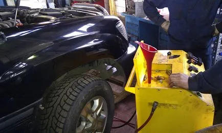 Hogyan változtassuk meg az olajat a gép Hogyan változtassuk meg az olajat a gép