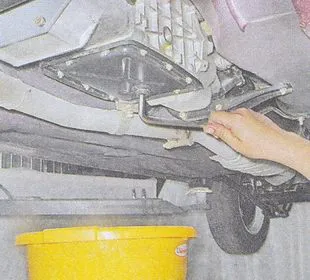 Hogyan lehet ellenőrizni az olajat a dobozban vázák Hogyan lehet ellenőrizni az olajat a dobozban vázák