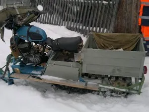 Házi-k alapján a hazai motorkerékpár „Minszk” ILS „ural” és Forgó