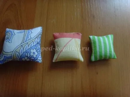 Hogyan kell varrni egy csiga Hogyan kell varrni egy csiga