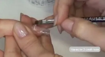Ahogy egyre zselés körmök