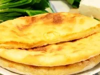 Oszét piték sajttal és burgonyával