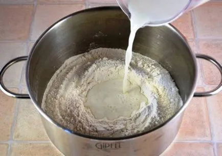 Oszét piték sajttal és burgonyával