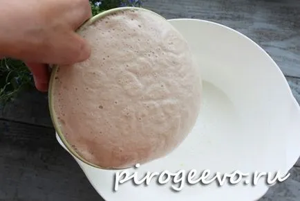 Pogácsákat burgonyával egy serpenyőben