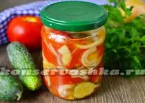 Saláta paradicsom és uborka paprika Saláta paradicsom és uborka paprika
