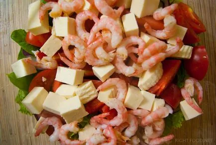 Garnélarák saláta koktélparadicsommal Garnélarák saláta koktélparadicsommal