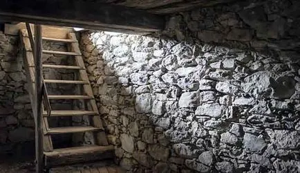 Hogyan ásni egy pince