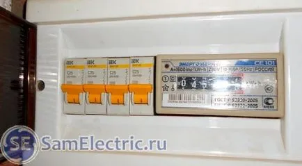 Mi a háromfázisú feszültség 380 V és egyfázisú 220