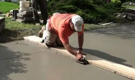 Utak a kertben a cement kezét hogyan bebetonozott fotó