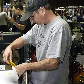 Hogyan, hogy a gitárok Gibson