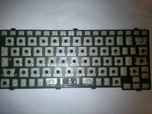 Tisztítás egy netbook vagy laptop billentyűzet (netbook) Hogyan tisztítsa meg a billentyűzet a netbook vagy laptop