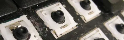 Hogyan teljesen tiszta a laptop billentyűzet és a számítógép (billentyűzet) Hogyan teljesen tiszta a laptop billentyűzet és a számítógép