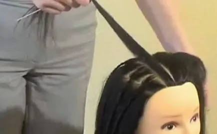 Hogyan szőni afrokosichki otthoni fotó, videó útmutató (feltételek) Hogyan szőni afrokosichki otthoni fotók, video utasításokat
