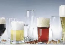 Hogyan sört öntenek egy pohár május 13, 2015, beercomments