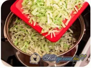 Hogyan készítsünk Red borscs recept saját kezűleg fényképpel (recept) Hogyan készítsünk Red borscs recept saját kezű fotó
