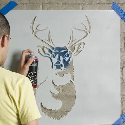 Hogyan készítsünk egy stencil falak kezüket fotók, lépésről lépésre video utasítást gyártási