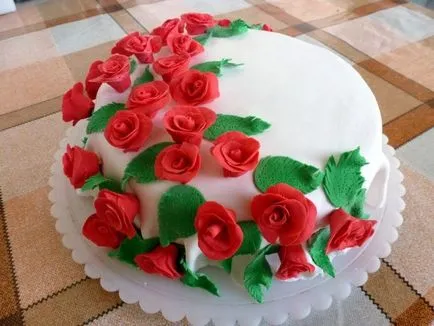 Hogyan díszíteni a tortát otthon - tsvyah!