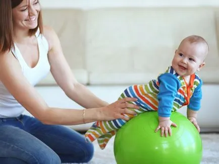 Amikor a gyerek elkezd ülni egyedül hány hónap (önállóan) Amikor a gyerek elkezd ülni egyedül hány hónap