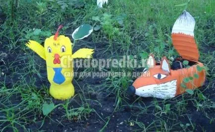 Készítmények palackjai a kertben
