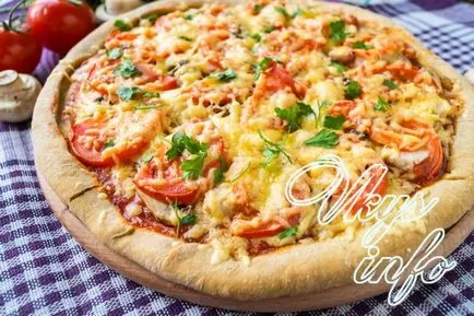 Pizza csirkével és gombával - recept fotókkal