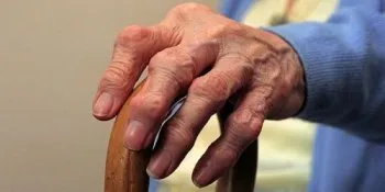 Arthritis - tünetek és a kezelés, az okok (tünetek) Arthritis - tünetek és a kezelés, okai