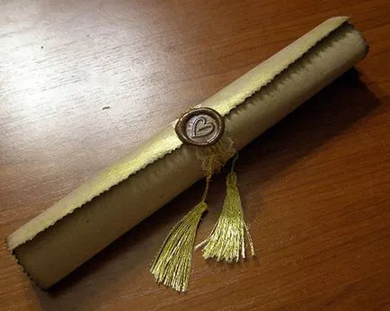 A meghívó az esküvőre saját kezűleg - scroll