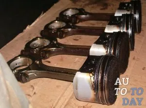 Decarbonizer motor a kezét - helyes végrehajtását (a motor) Decarbonizer motor a kezét - helyes végrehajtását