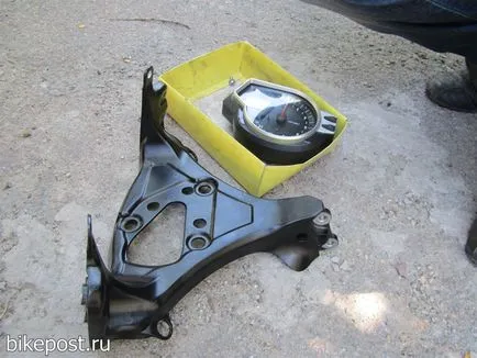 A probléma a motorkerékpár Honda CBR1000RR Fireblade 2008 - a tele pók