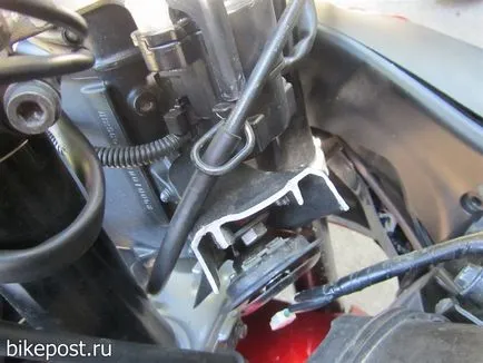 A probléma a motorkerékpár Honda CBR1000RR Fireblade 2008 - a tele pók