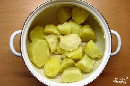 Fried pogácsákat burgonyával - lépésről lépésre recept fényképek (főzés) Sült pogácsákat burgonyával - lépésről lépésre recept fotók
