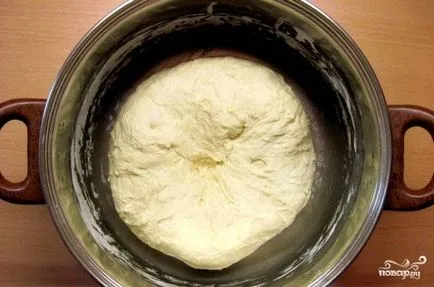 Fried pogácsákat burgonyával - lépésről lépésre recept fényképek (főzés) Sült pogácsákat burgonyával - lépésről lépésre recept fotók