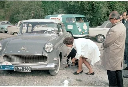 Ez magukkal az autóban
