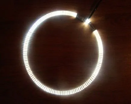 Hogyan készítsünk Angel Eyes Hogyan készítsünk Angel Eyes