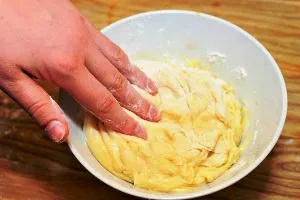 Mivel a tészta felemelkedik Mivel a tészta felemelkedik