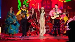 Tánc az esküvőn Roma Tánc az esküvőn Roma