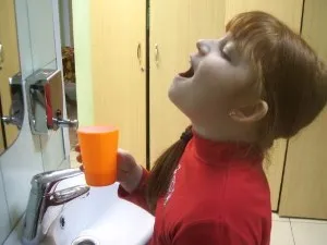 Mi így a gyermek torokfájás